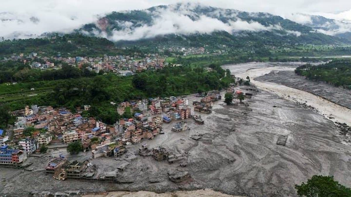 Nepal’de sel felaketinin ardından 5 bin 285 kişiden hâlâ kayıp