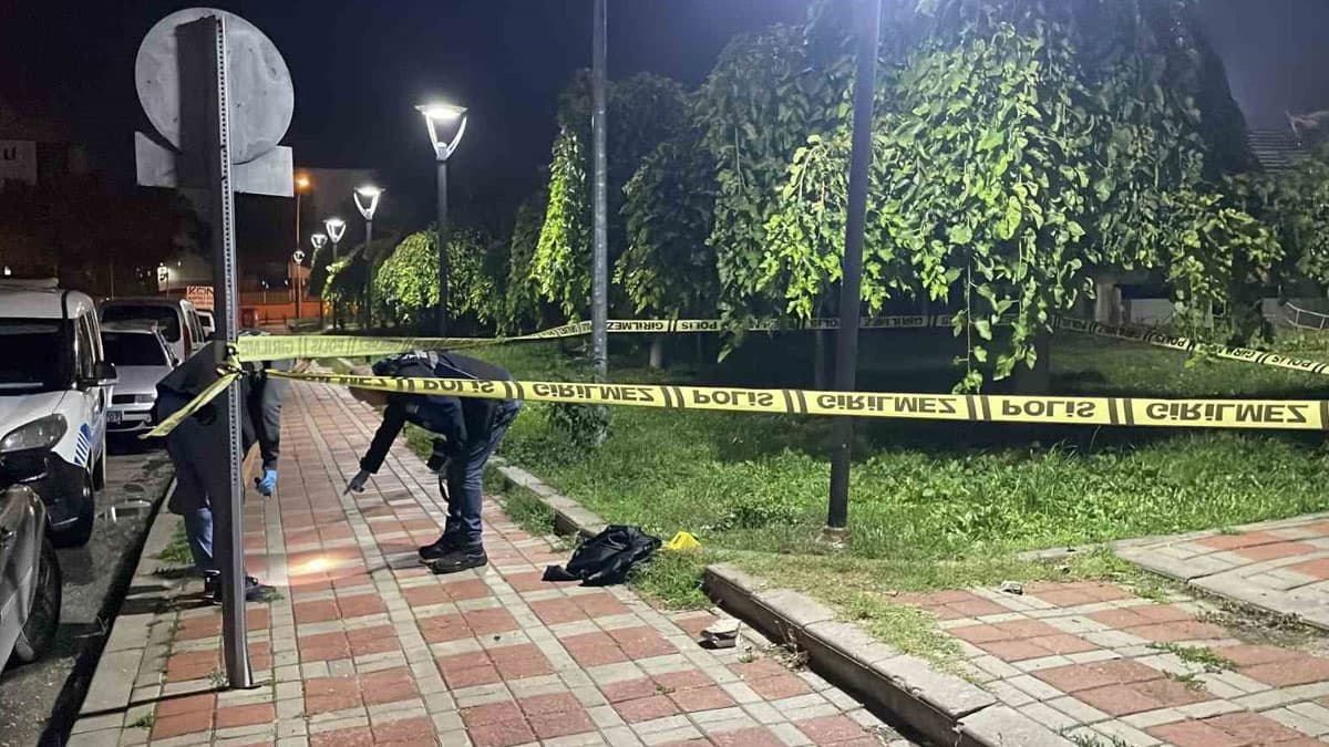Karaman’da parkta bıçaklı kavga: 2 çocuk ağır yaralandı