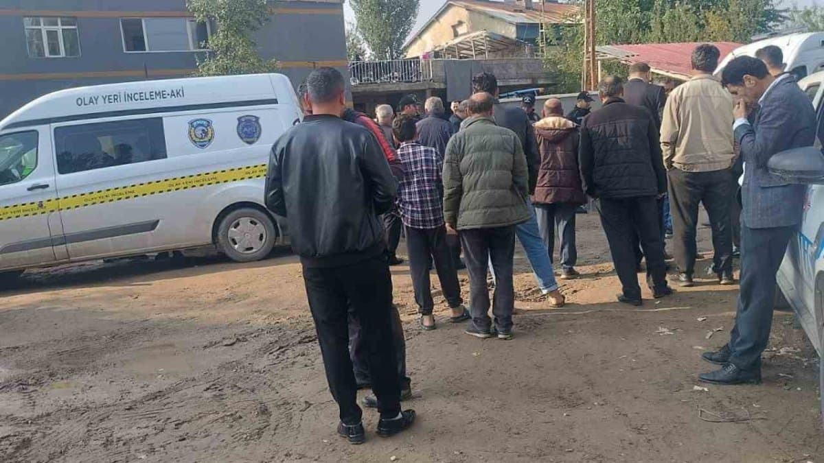 Muş'ta 'arazi kavgası' vahşeti: Kardeşini öldürüp, 3 kişiyi yaraladı sonra intihar etti