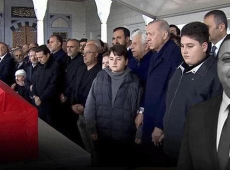 Son dakika... Üsküdar Belediye Başkan Vekili Dündar Ziya Gültekin son yolculuğuna uğurlandı