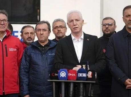 İstanbul'da sel felaketi! Vali Gül Ayazağa'da: '6 kişi hayatını kaybetti, 1 kişi aranıyor'