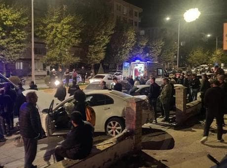 Çorum’da feci kaza! 2 otomobil çarpıştı: 4 kişi yaralı