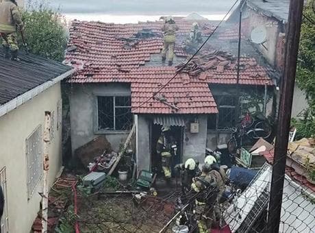İstanbul'da yangın faciası! 11 yaşındaki çocuk hayatını kaybetti