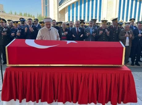 Ankara'daki askeri araç kazasında şehit olan Albay Sayit Gökgöz son yolculuğuna uğurlandı