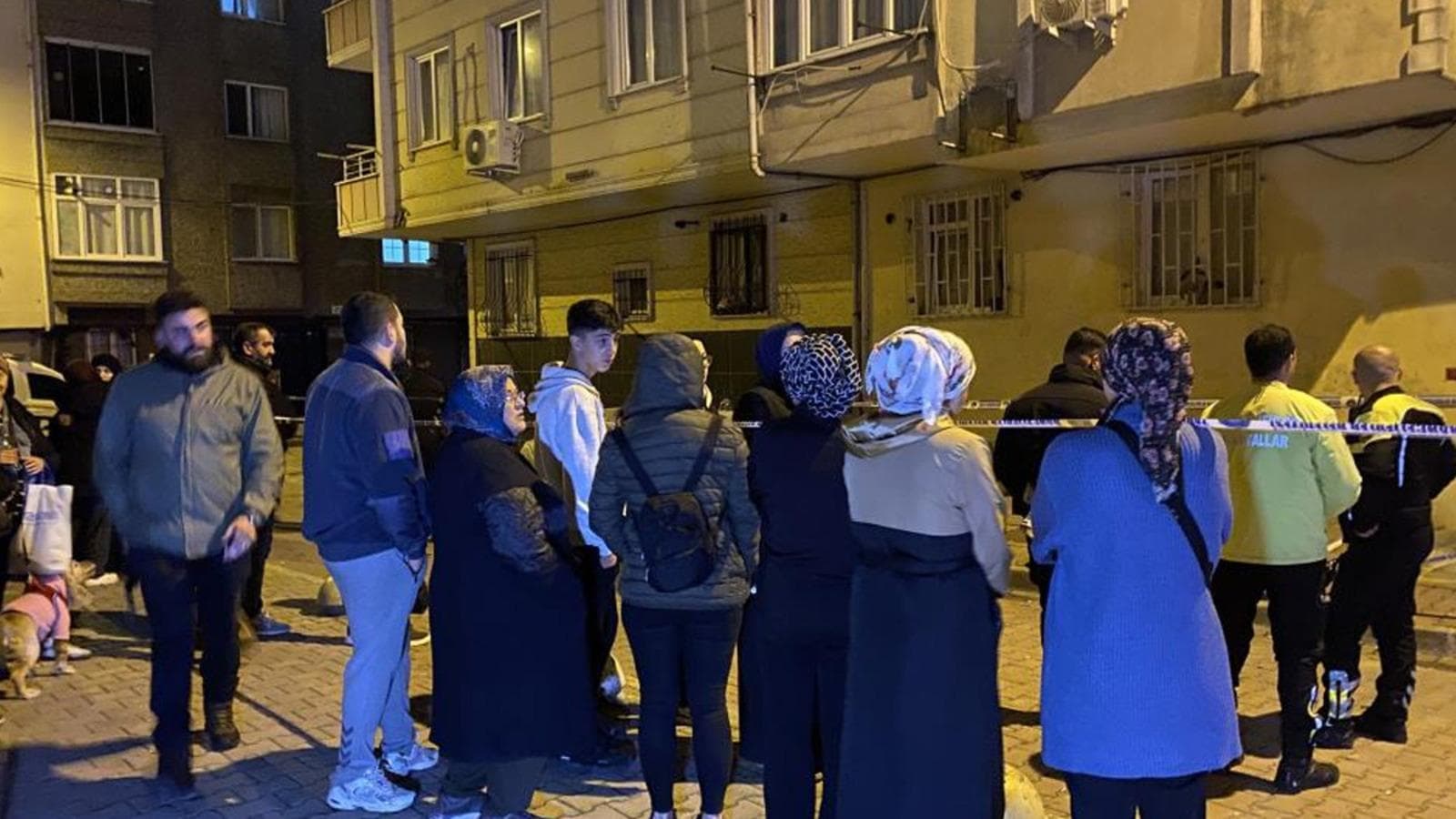 İstanbul'da gece yarısı çatırdama sesleri! 2 bina boşaltıldı