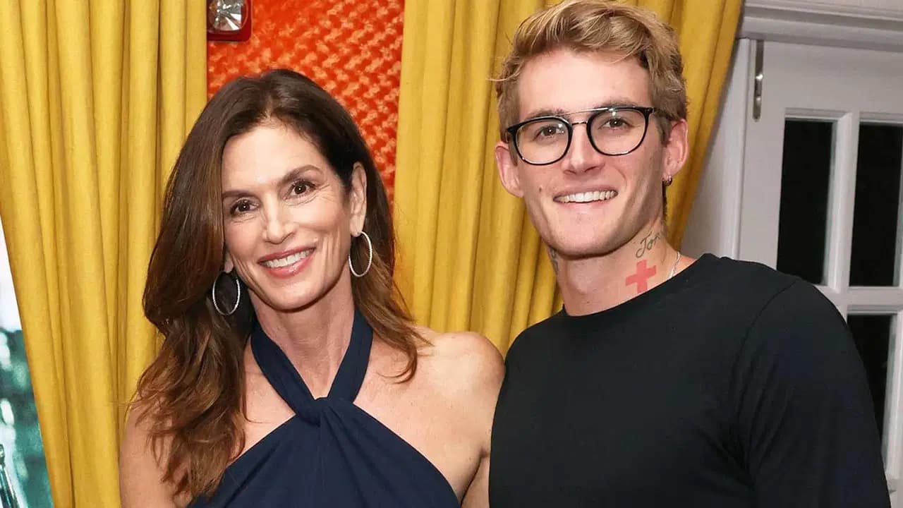 Cindy Crawford'tan oğlunun kaybı sonrası ilk açıklama: 'Acısıyla yıkıldık'