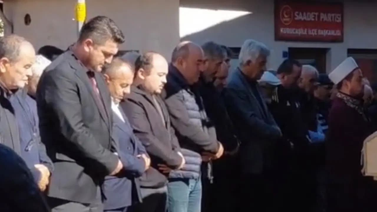 Konserde 2 kişi hayatını kaybetmişti: 29 yaşındaki Furkan Aksu son yolculuğuna uğurlandı