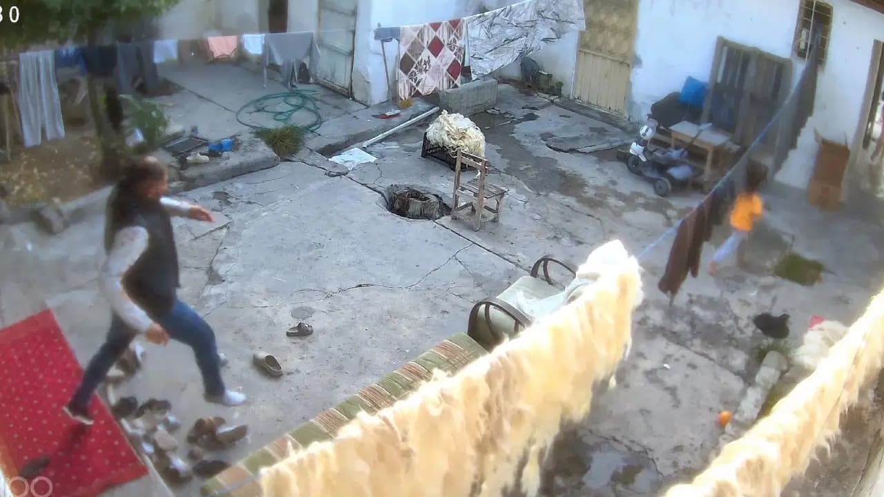 Malatya'da kendisini terk eden kadını ve annesini bıçakladı: Görüntüler ortaya çıktı!
