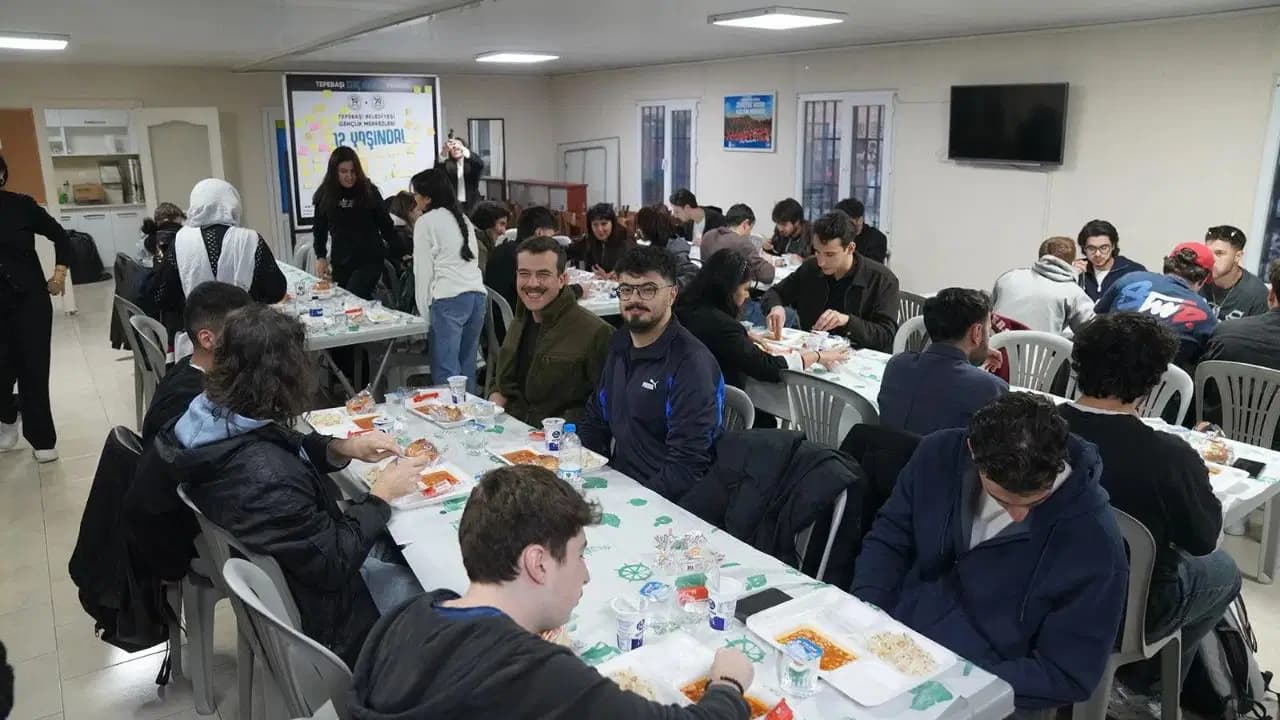 ‘Gel beraber olsun’ yeni yerinde yoğun ilgi gördü