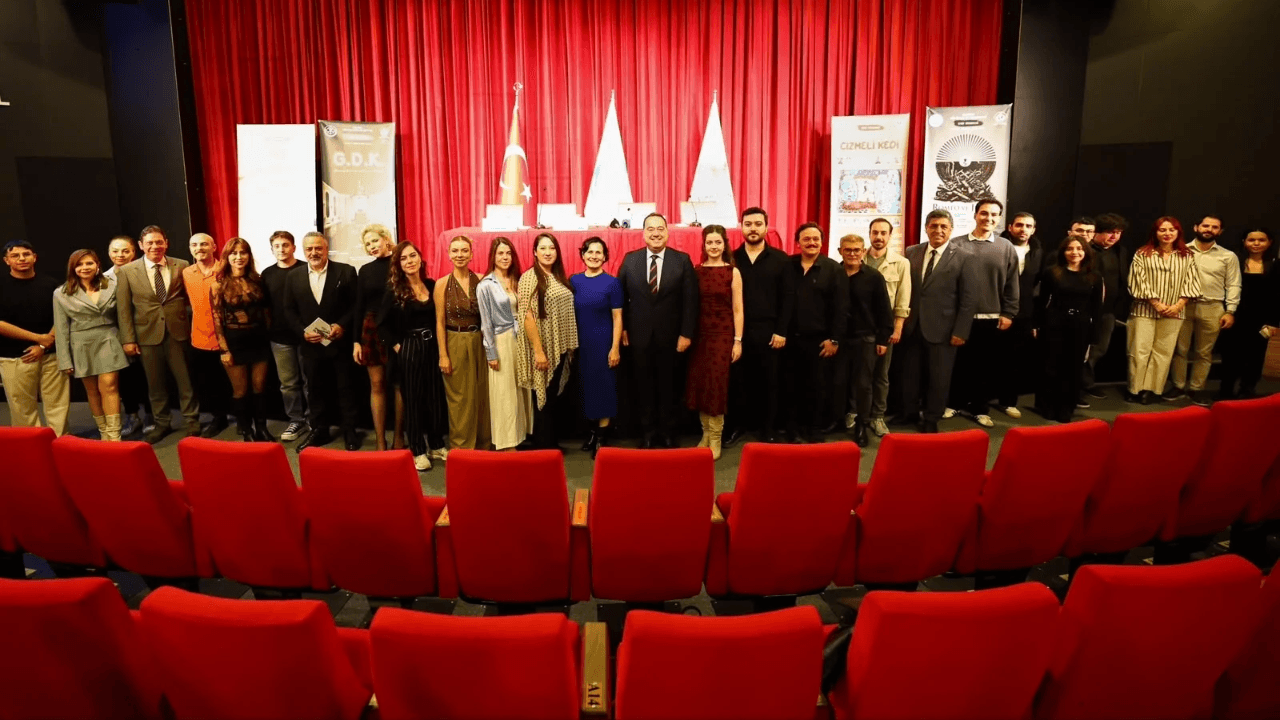Manisa Şehir Tiyatrosu, yeni sezonu “Duruş” temasıyla açıyor