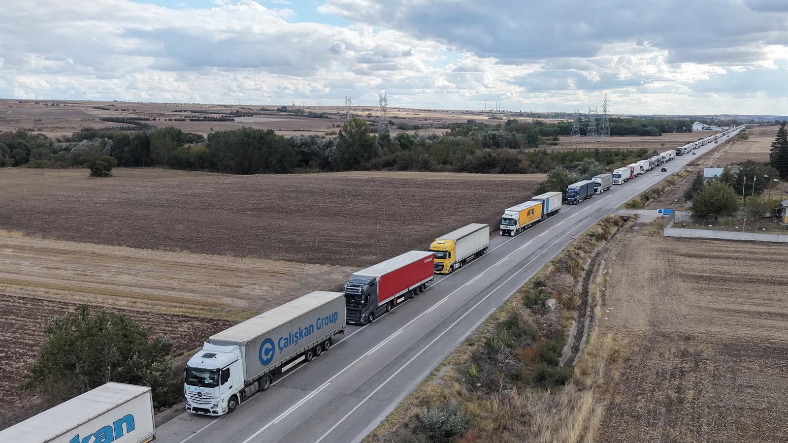 Bulgaristan sınırında 30 kilometrelik tır kuyruğu
