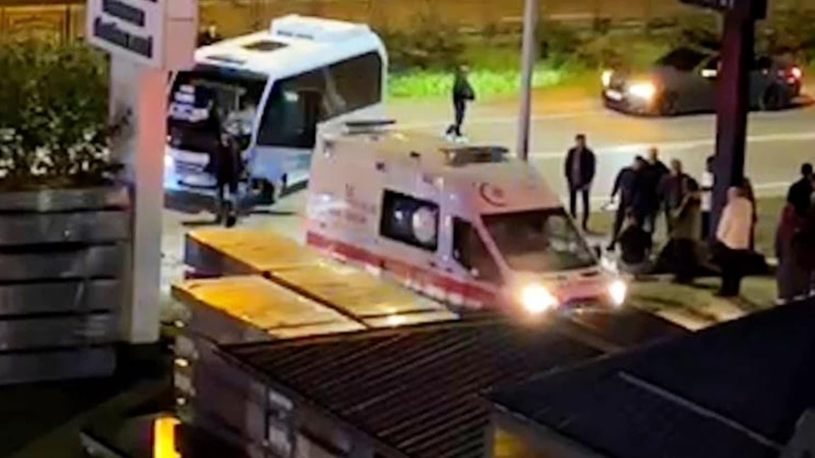 Rize'de minibüs ile motosiklet çarpıştı: 1 ölü