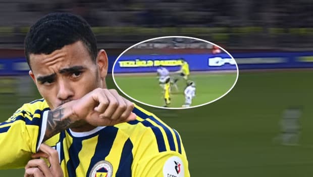 Mason Greenwood’un kırmızı kart gördüğü maç neden 11’e 11 sürdü?