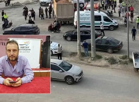 Hatay'da feci kaza: Hafriyat kamyonunun altında kalan motosikletli hayatını kaybetti