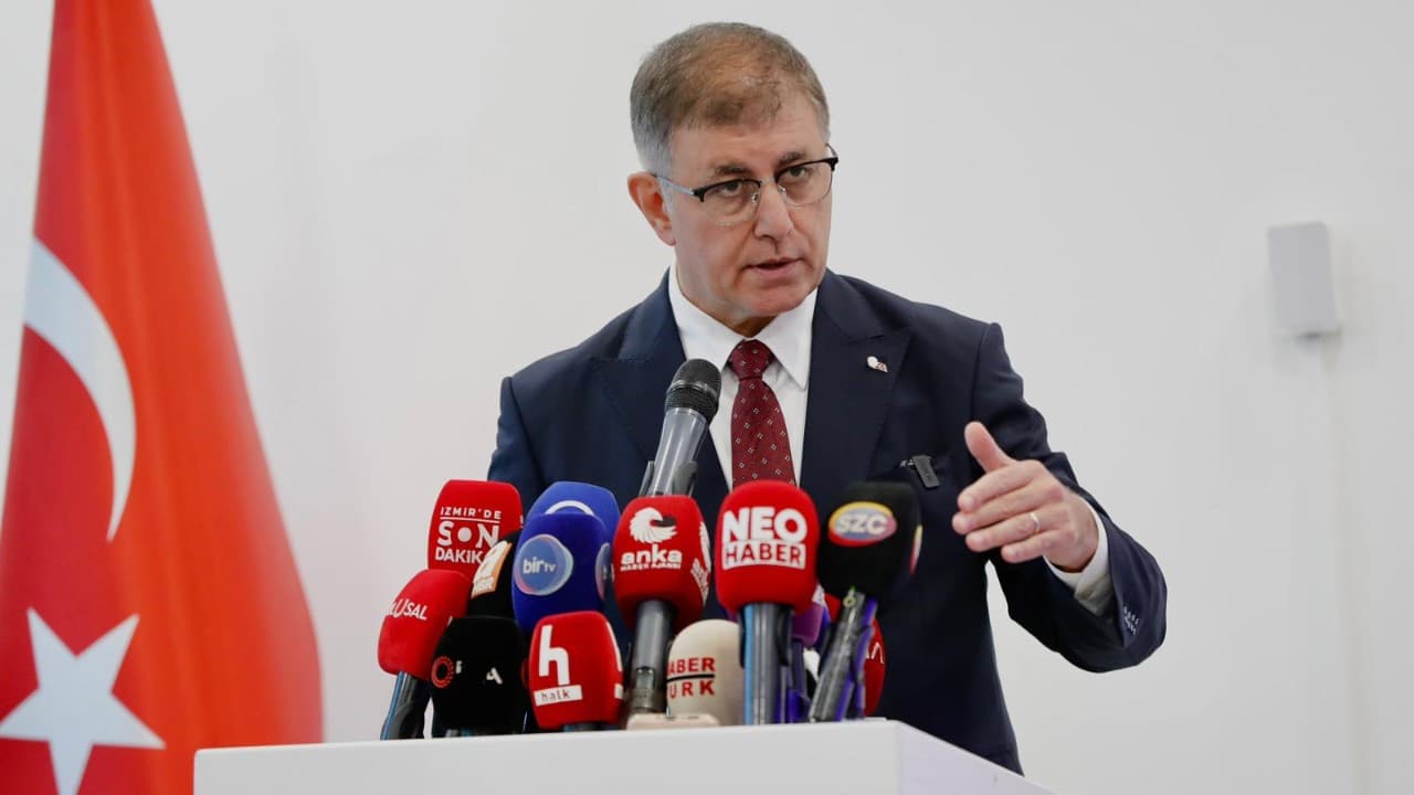 YENİ Parti’den Cemil Tugay açıklaması: Bizimle bir iletişimi yok