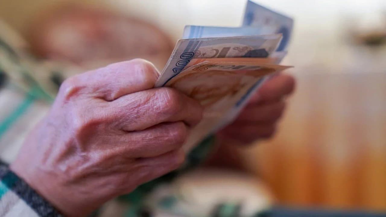En yüksek emekli promosyonu hangi bankada? İşte Ekim 2026 güncel emekli promosyon tutarları...