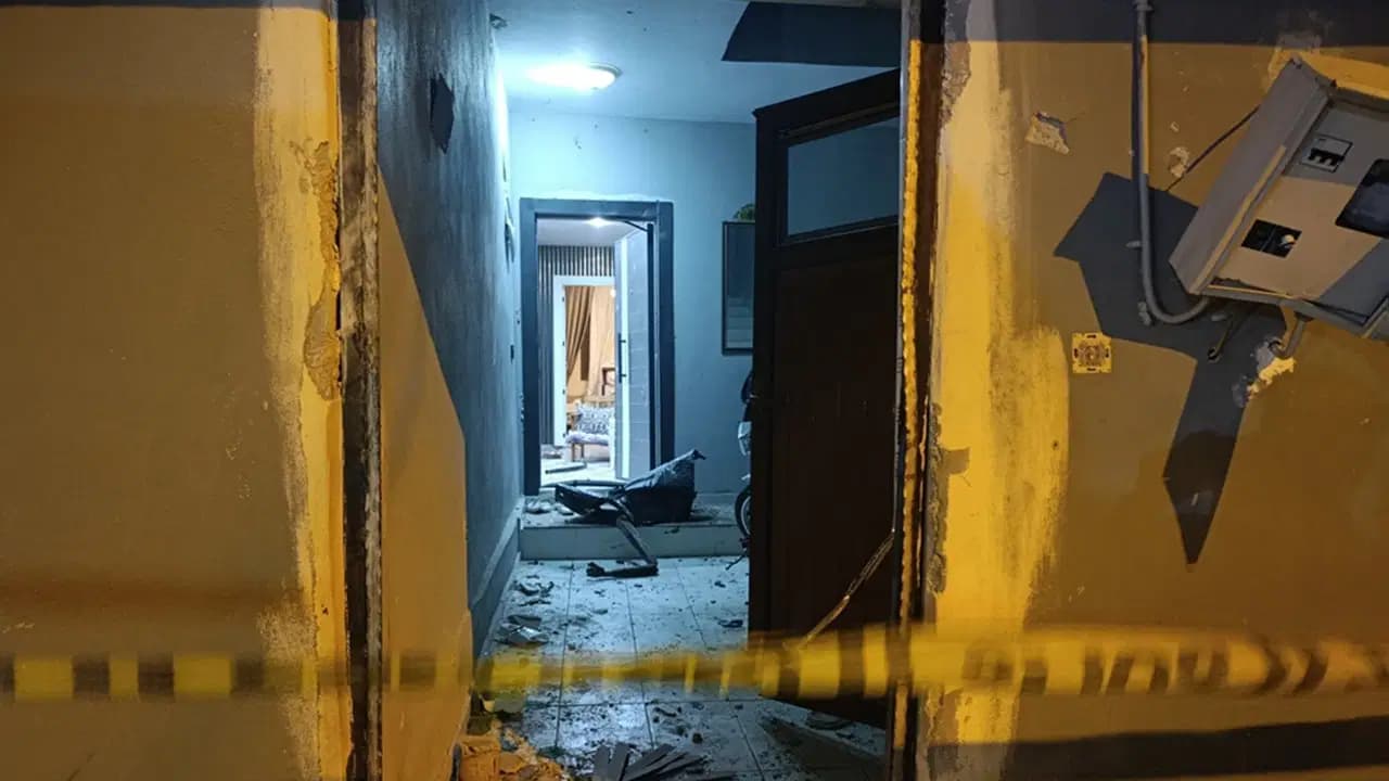 Patlayıcı atılan evin sahibi: 'Can güvenliğimiz yok'