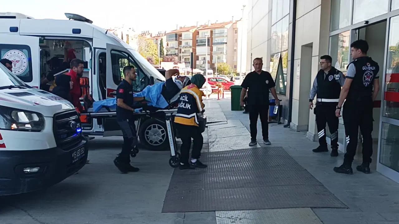 Burdur'da tarlada levye ve pompalı tüfekli kavga: 3 yaralı
