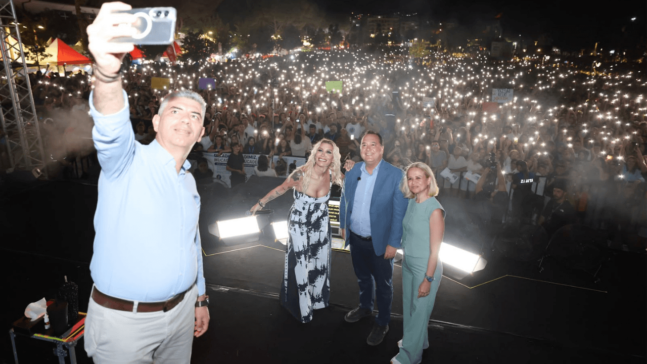 İrem Derici’nin sahne aldığı Soma’nın 104’üncü kurtuluş konserine kaç kişi katıldı?