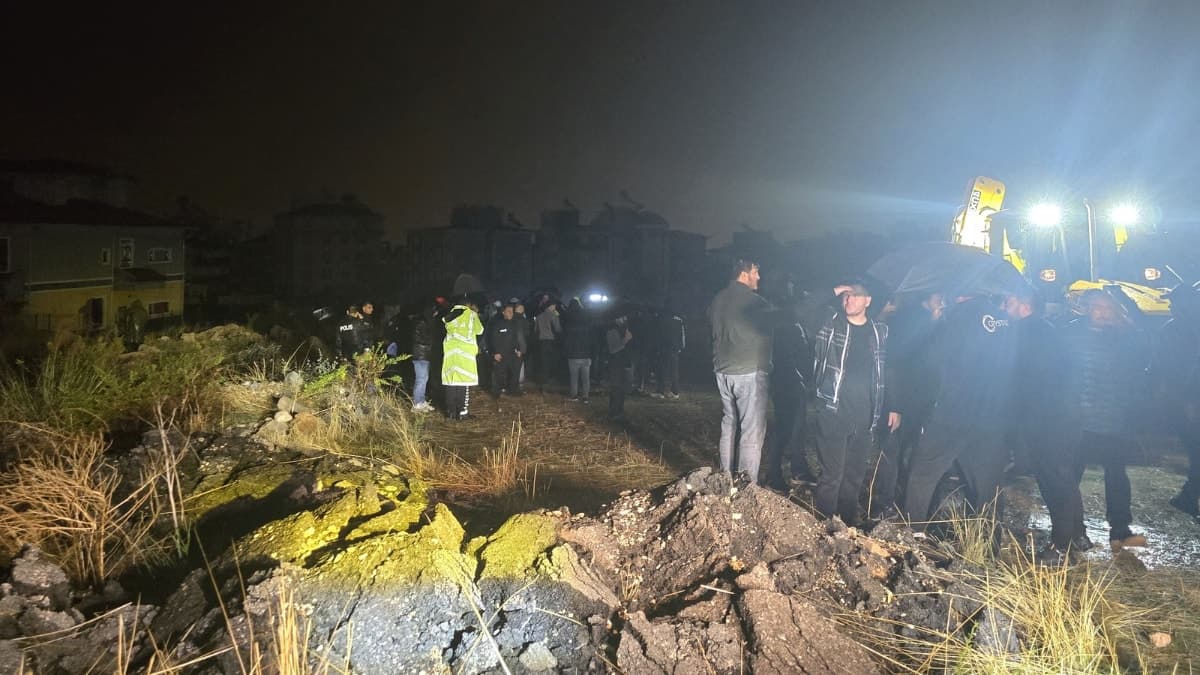 Antalya'da hortum faciası: 4 işçi hayatını kaybetti, 1 işçi yaralandı