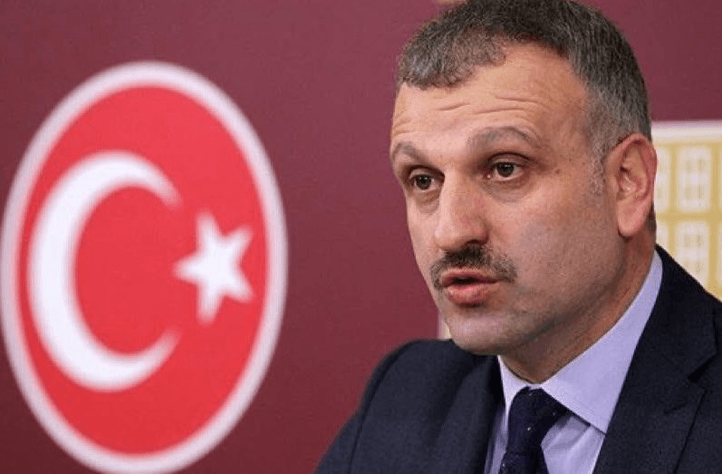 Erdoğan 10 yıllık başdanışmanını görevden aldı: Azerilerle gerginlik Oktay Saral'ı yedi
